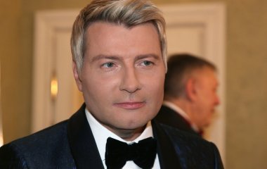 Николай Басков наслаждается пейзажами на Алтае