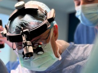 Рідкісний паразит уразив печінку та досяг серця: лікарі у Львові провели унікальну операцію