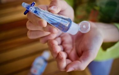 Названо небезпечну для здоров'я помилку при використанні антисептиків