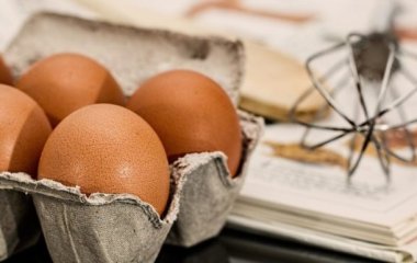 Дієтолог рекомендувала не мити яйця перед відправкою в холодильник