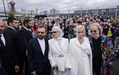 ABBA впервые за 14 лет появилась на публике в полном составе