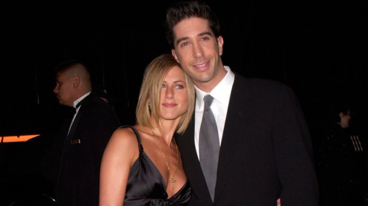 «Химия все еще есть»: Энистон и Швиммер снова сблизились после спецвыпуска «Друзей»