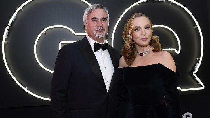 “Господи, Вас не узнать”: уставшая Альбина Джанабаева показала, как кормит новорожденную дочь грудью