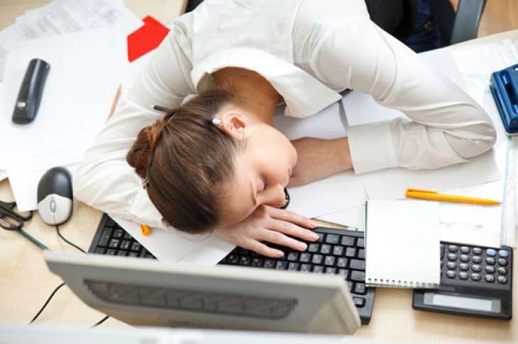 Как справиться с хронической усталостью: 6 бодрящих советов