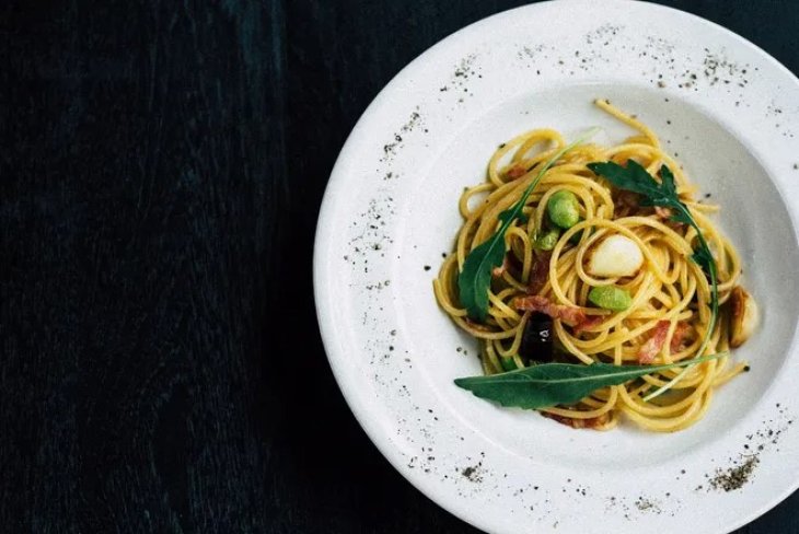 Эти ошибки при варке макарон совершают даже опытные хозяйки: что безнадежно портит простое блюдо