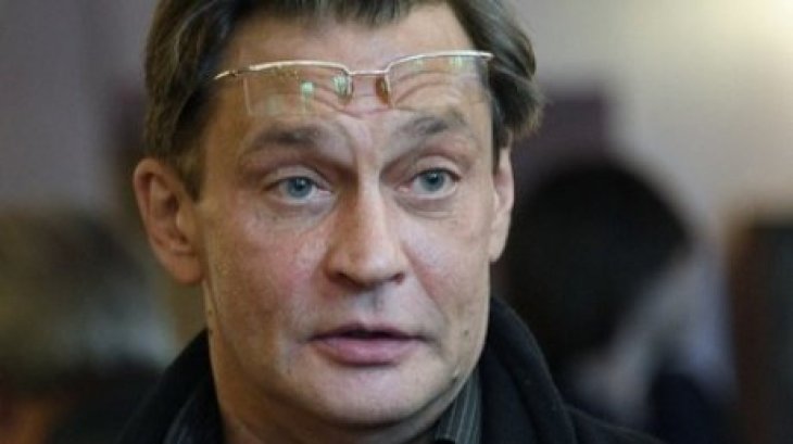 Александра Домогарова убрали из спектакля МХАТ им. Горького