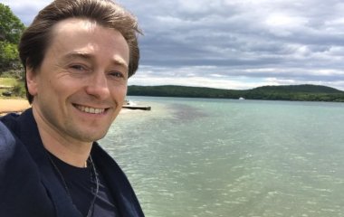 Сергей Безруков поделился фотографией новорожденного сына
