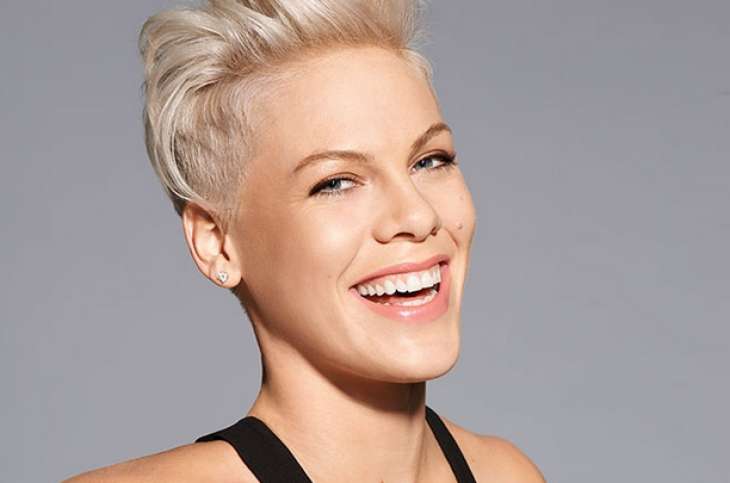 Певица Pink показала подросших детей