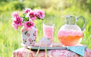 Медики рассказали, как выжить в жару