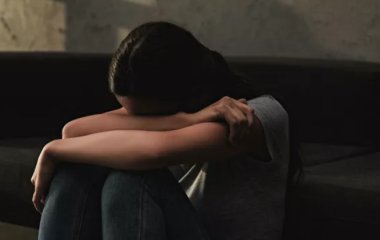 Хирург назвала рекомендуемый возраст для первой пластической операции