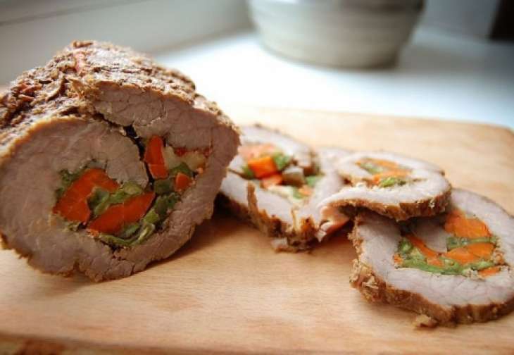 Мясной рулет