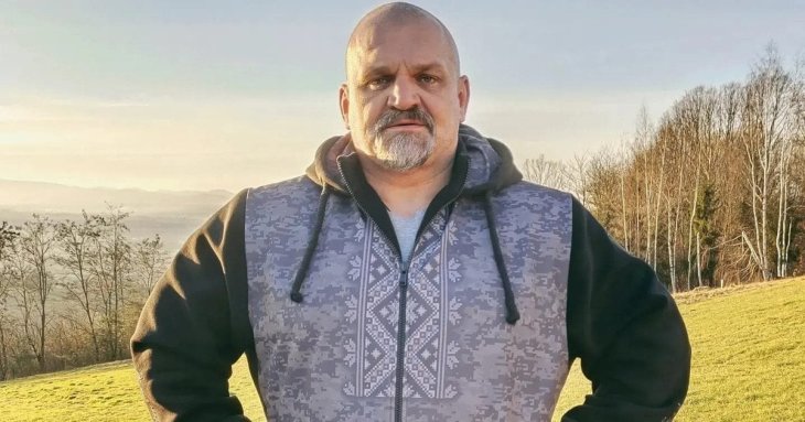 Василь Вірастюк вшанував пам'ять трагічно загиблої першої дружини і показав її архівне фото
