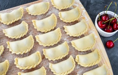 Рецепт пышных вареников с творогом