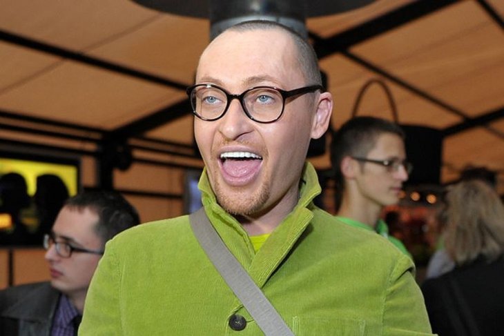 Шура отправляется в тур по городам России