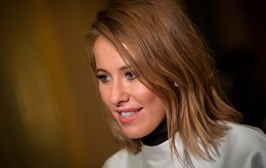Ксения Собчак приревновала Константина Богомолова к инструктору по лыжам