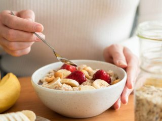 Популярная на весь мир диета является опасной: врач предупредил украинцев