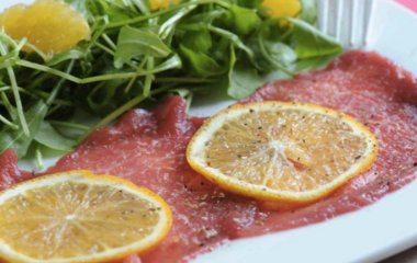 Карпаччо из говядины с апельсином