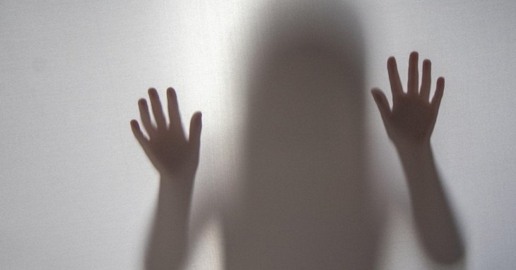 Панічні атаки — чому вони виникають і як впоратися з сильним страхом
