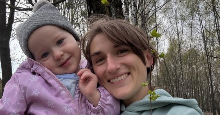 Блогерка Даша Євтух після виїзду з України розкрила, в якій країні житиме з донькою