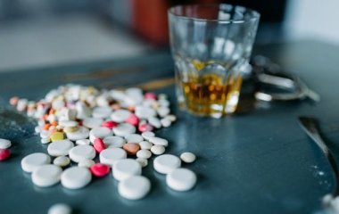 Названо ліки, які категорично не можна поєднувати з алкоголем