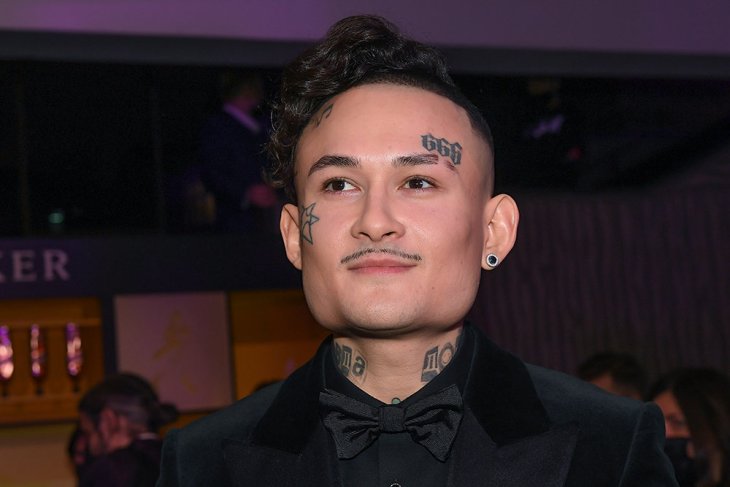 После слитых фото с эскортницами, Моргенштерн сделал эротическую фотосессию с Диларой