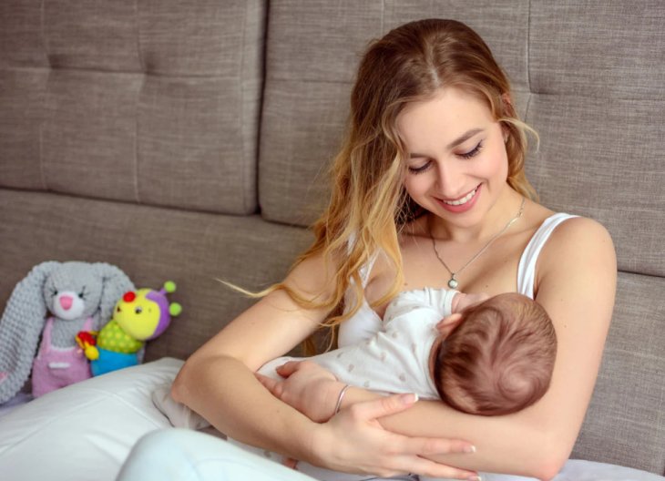 Перші роки життя дитини: корисні поради молодим мамам
