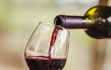 Визначено потенційно корисну серцю дозу алкоголю.