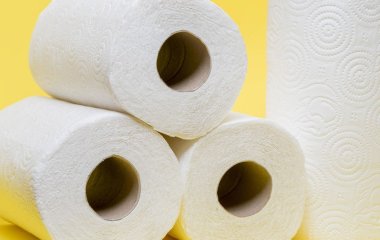 Що в жодному разі не можна витирати паперовими рушниками й серветками