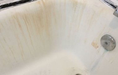 Як відбілити ванну, як очистити від жовтизни домашніми способами