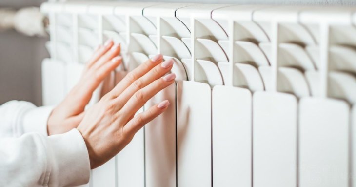 Цей трюк з батареями зробить вашу оселю утричі теплішою: ось що треба зробити