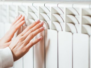 Цей трюк з батареями зробить вашу оселю утричі теплішою: ось що треба зробити