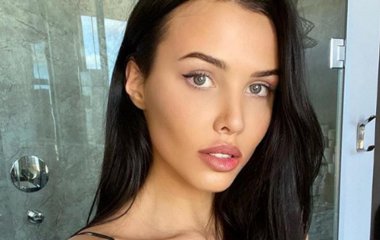 Анастасия Решетова стала содержанкой чеченского бизнесмена и переехала жить в его дом на Рублевке