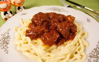 Как сделать вкусную подливу из свинины? 3 лучших рецепта приготовления блюда на сковороде и в мультиварке