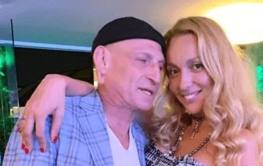 63-річний чоловік Полякової розповів про кризи у шлюбі та чи доходило до розлучень: 