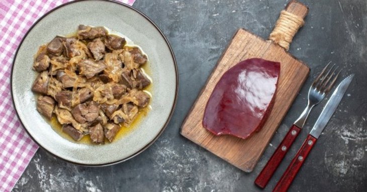Яка печінка корисніша для організму: яловича, куряча чи свиняча