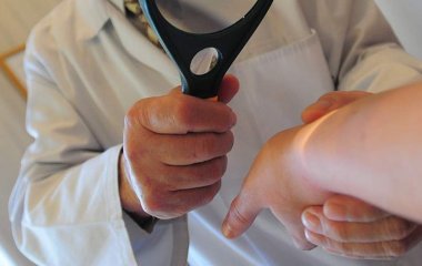 Дерматолог розповіла про відсутність зв'язку між харчуванням та захворюваннями шкіри