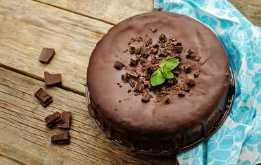 Как приготовить шоколадный торт? Секреты и хитрости для дома