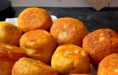 Пончики з печінкою та рисом: покроковий рецепт