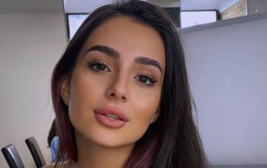 Угрожал и обозвал тупой: чем закончилась неудачная фотосессия для певицы Анны Тринчер