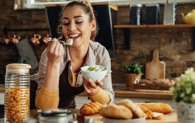 Що не їсти, щоб схуднути: 9 неочевидних продукті, які заважають скинути вагу