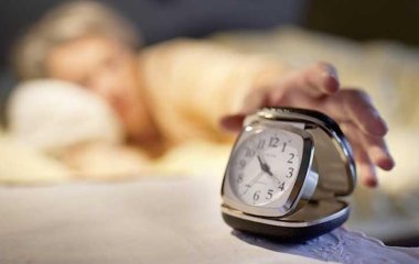 Вчені встановили зв'язок між недоліком сну та розвитком деменції.