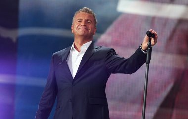 Ого! Народ ахнул при виде больших яиц Агутина