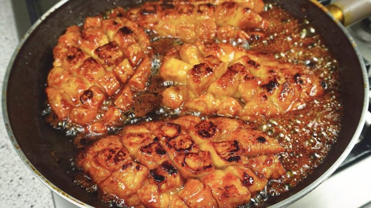 Куриное филе с чесноком в медово-соевом соусе: рецепт в восточном стиле