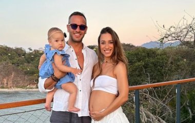 Победительница первого 