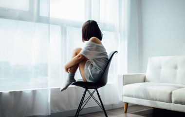 «Одиночество –  как лекарство»: почему важно побыть наедине с собой перед новыми отношениями