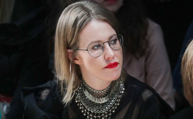 Ксения Собчак на открытии студии йоги Светланы Бондарчук и Надежды Оболенцевой