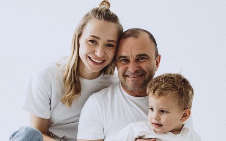 Жена Виктора Павлика пожаловалась, что их 2-летний сын заболел