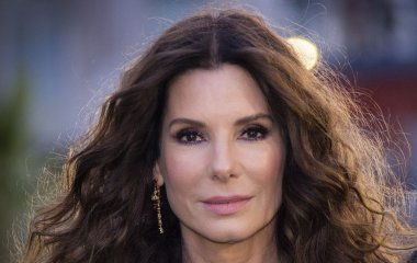 Сандра Буллок яскраво дебютувала в Instagram і довела до сміху витівкою з блендером