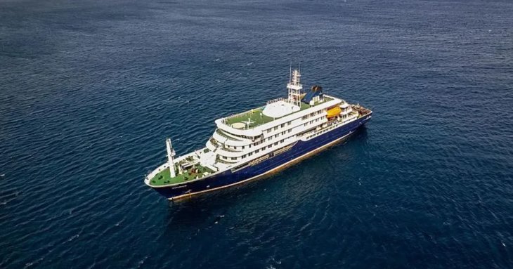 Розлучилася, продала все і переїхала на круїзний лайнер: жінка розповіла про темний бік життя в морі