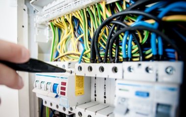 5 советов, как спасти технику от перепадов напряжения